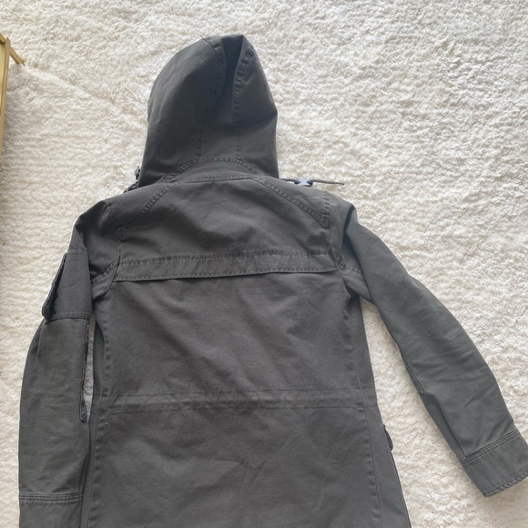 I only use this jacket once. I gain little bit of weight:) great jacket! - Picture 2 of 3